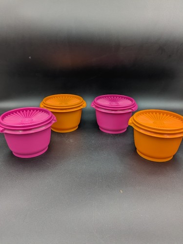 New tupperware round servalier - new,