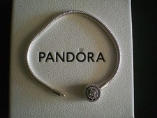 PANDORA: Bracciale Chiusura Luminosa. Con certificato originale.