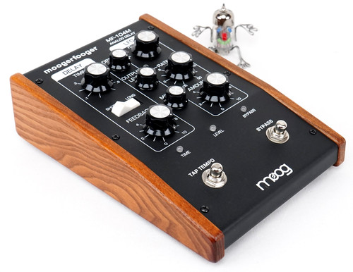 Moog moogerfooger 104m - moog, mf-104m