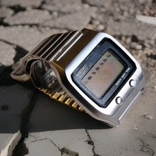  LCD Seiko BOND J. ATLANTIS