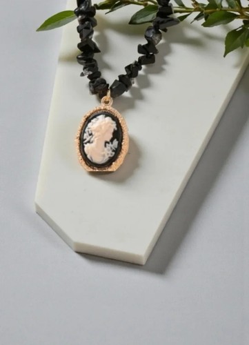 Collana con cameo pietre - e,