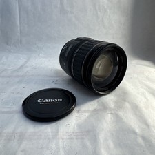 Canon EF 28-135mm f/3.5-5.6 IS