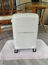 Samsonite Outline Pro 21"