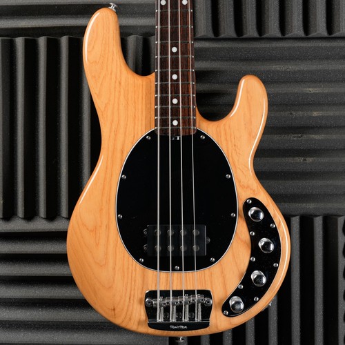 Ernie ball music man stingray - man,