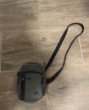 BORSA TRACOLLA NIKE DN2557 ELEMENTAL PREMIUM 4 LITRI