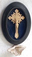 Antica scultura crocifissione-