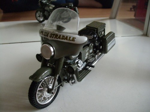 Polistil moto guzzi road - polistil,