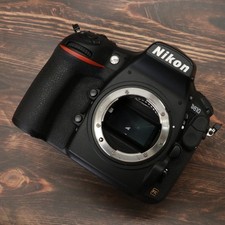 Nikon D810 36.3MP Digital SLR