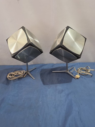 Coppia diffusori cubo - coppia, a