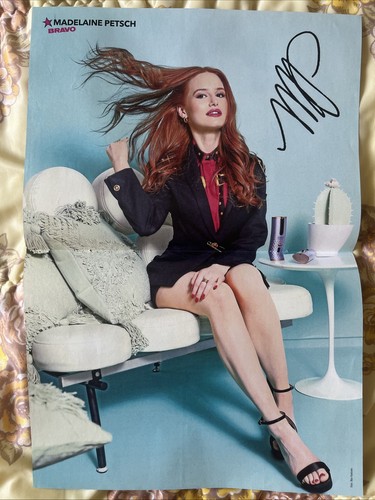Riverdale madelaine petsch - riverdale,