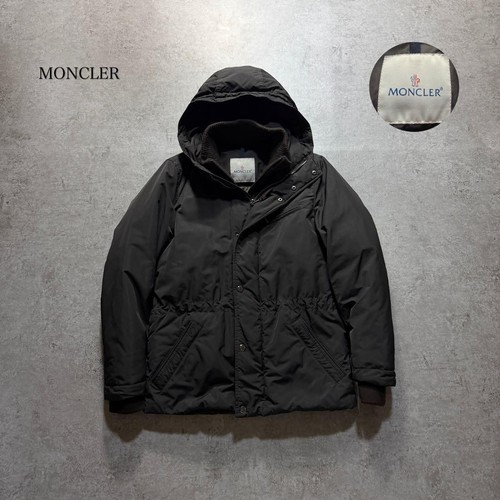 Moncler piumino marrone scuro