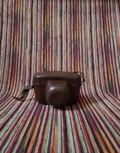 Leather case for - for, voigtlÄnder