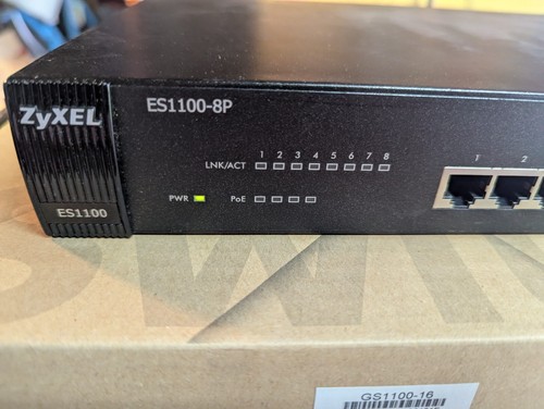 Zyxel es1100 switch - zyxel, 8