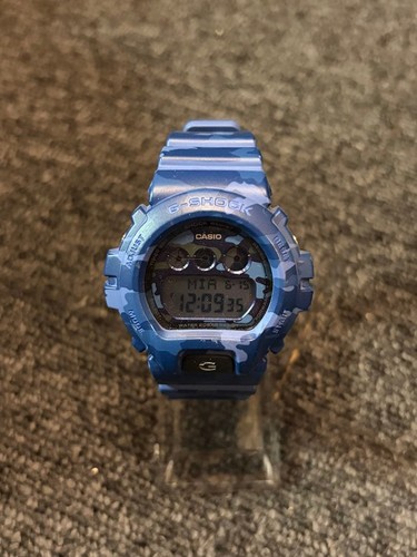 Orologio digitale mimetico