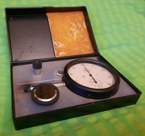 Tachimetro orario russo