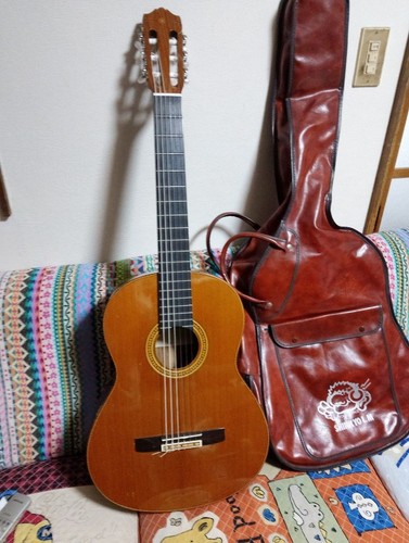 Yamaha 160s classic guitar - yamaha,