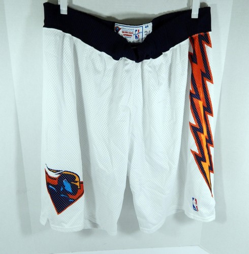 Pantaloni corti bianchi usati - corti,
