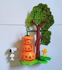 THE PEANUTS HALLOWEEN ZUCCA ALBERO SNOOPY & WOODSTOCK - MAXI GIOCATTOLO SORPRESA KINDER