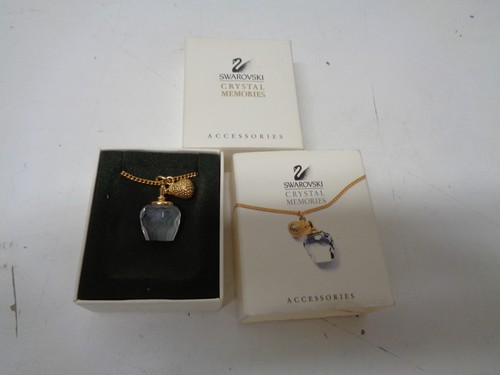 Collana con ciondolo mela