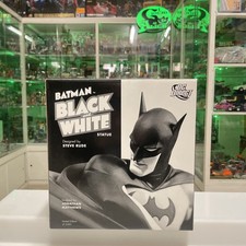 Dc Direct - Batman Black and