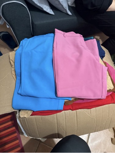 Stock abbigliamento donna - stock,