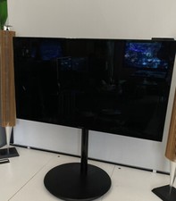Bang & Olufsen Beovision Avant 55 edizione nera.