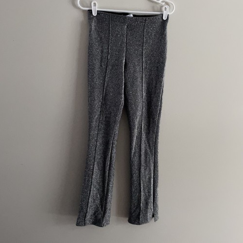Pantaloni leggings svasati