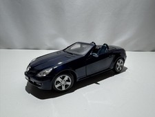 Modellino auto 1:18