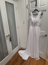 Elegante abito da sposa bianco
