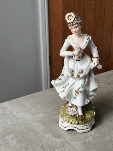 Figurina porcellana dama con - figurina,