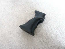 Impugnature e stock per