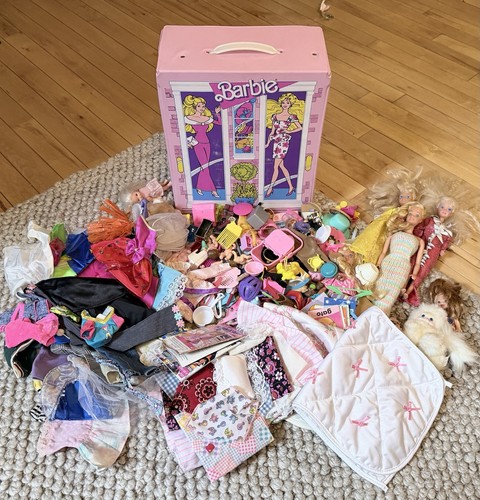 Enorme lotto barbie - enorme,