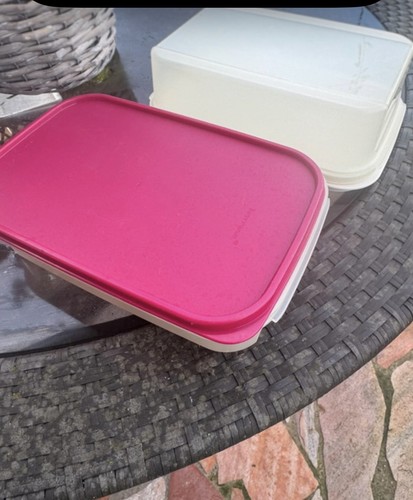Nuovo tupperware torta di - torta,