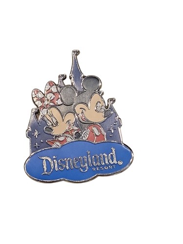 Simpatica spilla disneyland - simpatica,