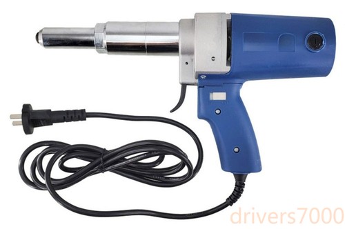 Pistola per rivetti pneumatica