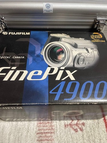 Fotocamera digitale compatta