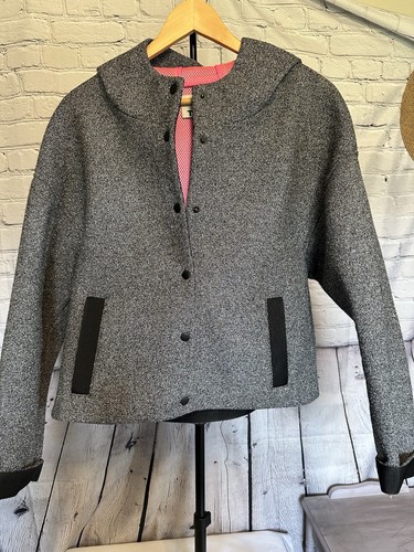 Giacca con cappuccio - e, bottoni