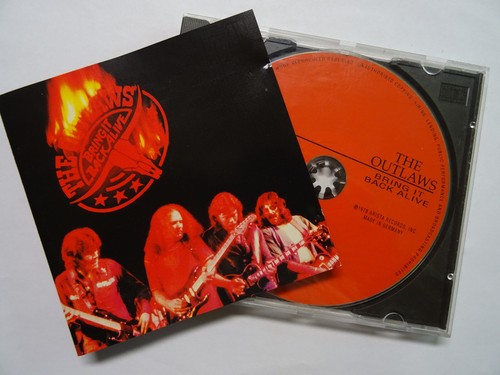 Outlaws bring back alive - it,