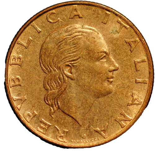 Italy 200 lire - italy, 105