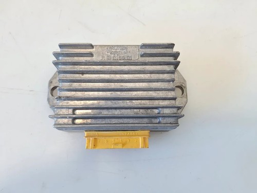 Regolatore tensione piaggio - regolatore,