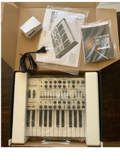 Arturia MINIBRUTE SE