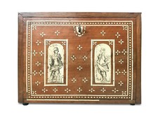 Mobile da tavolo intarsiato