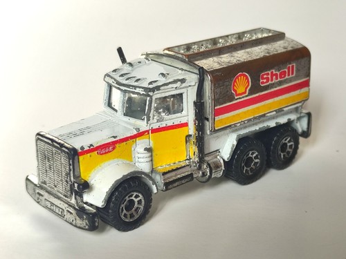 Matchbox peterbuilt truck - peterbuilt,