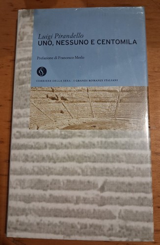 Libro romanzo uno nessuno - uno,,