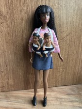 AA Barbie e Krissy Mom Bambola