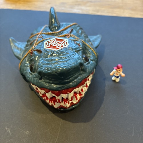 Mighty max caught the - caught, man