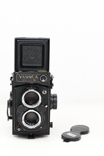 Yashica Mat 124G Medium Format