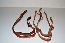 COPPIA DI COLLARI SOTTOSPALLA PER CANI FORSE DA CACCIA IN CUOIO