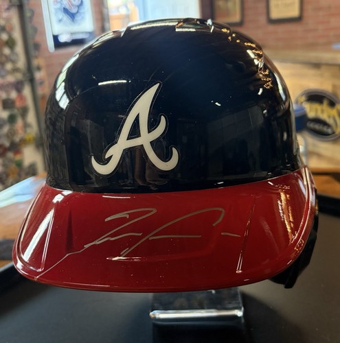 Casco battuta autografato - da,