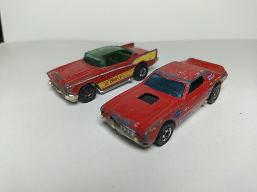 Hot wheels red line ford - red,